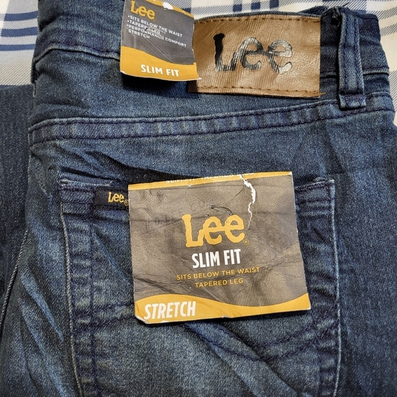 NEW Lee Women Jean's Slim Fit size 14 (28x28) - Picture 6 of 7